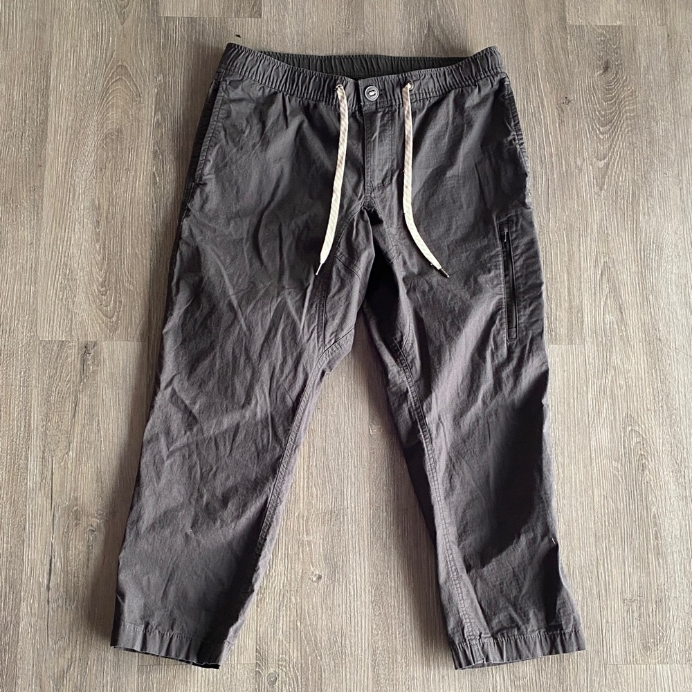 Vuori Black Ripstop Cargo Pants